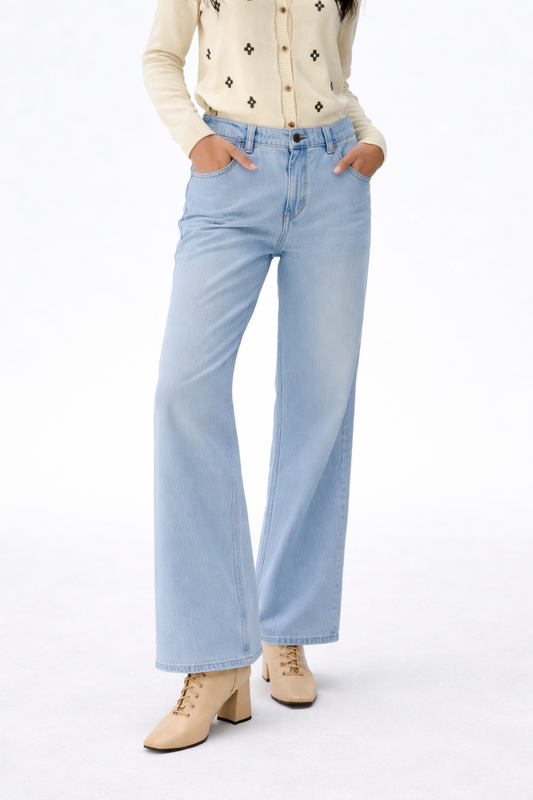 Women's Light Blue Wide-Leg Jeans